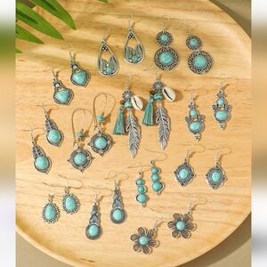 🆕️🤠 12 PAIRS OF WESTERN STYLE TURQUOISE BOHO EARRINGS - ANTIQUED SILVER-TONE🤠